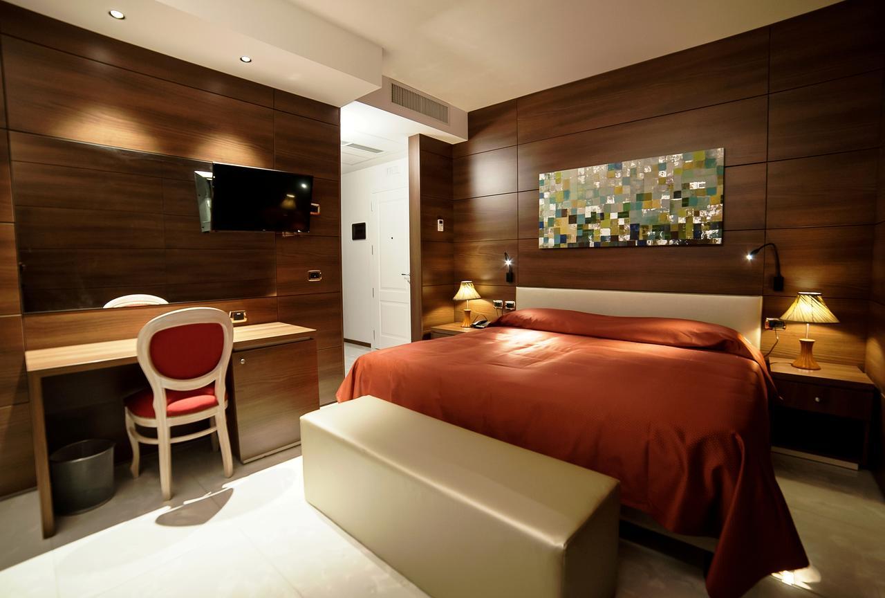 Family Center Hotel アーテナ・ルカーナ エクステリア 写真